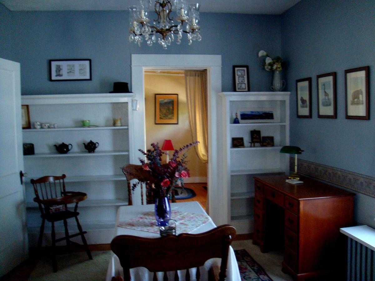 Parks Edge Inn Millinocket Екстериор снимка