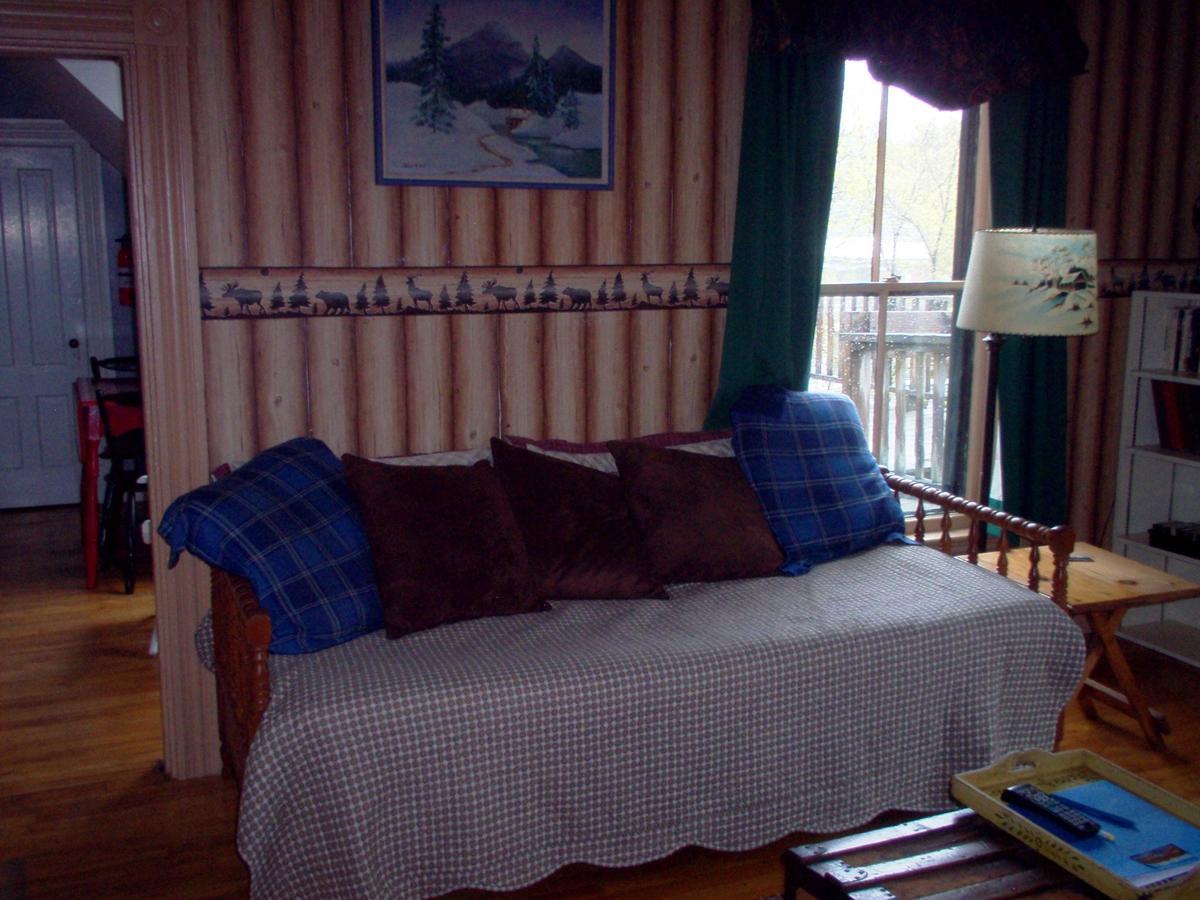 Parks Edge Inn Millinocket Екстериор снимка