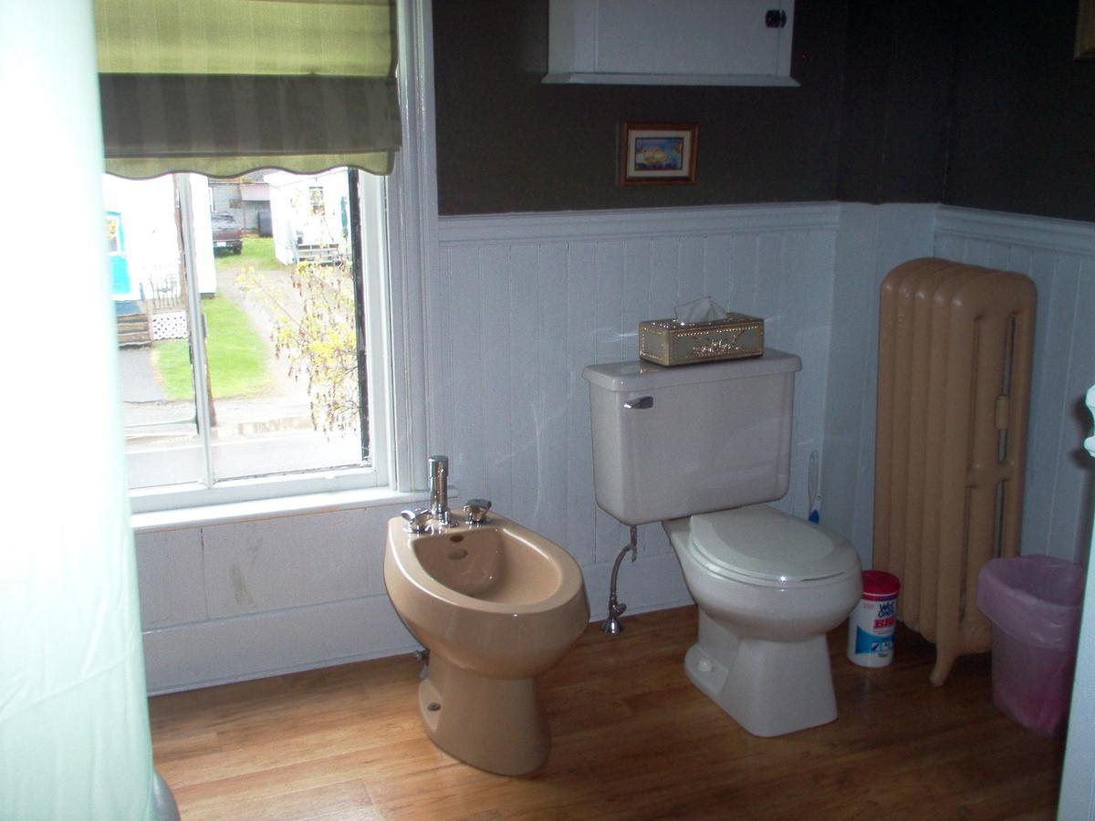 Parks Edge Inn Millinocket Екстериор снимка