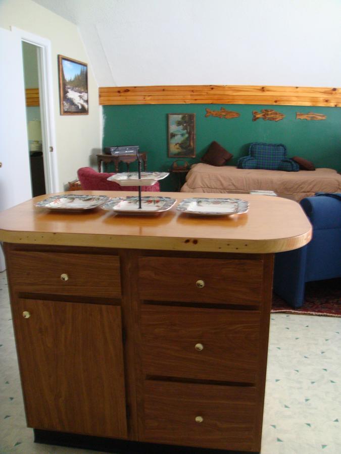 Parks Edge Inn Millinocket Екстериор снимка